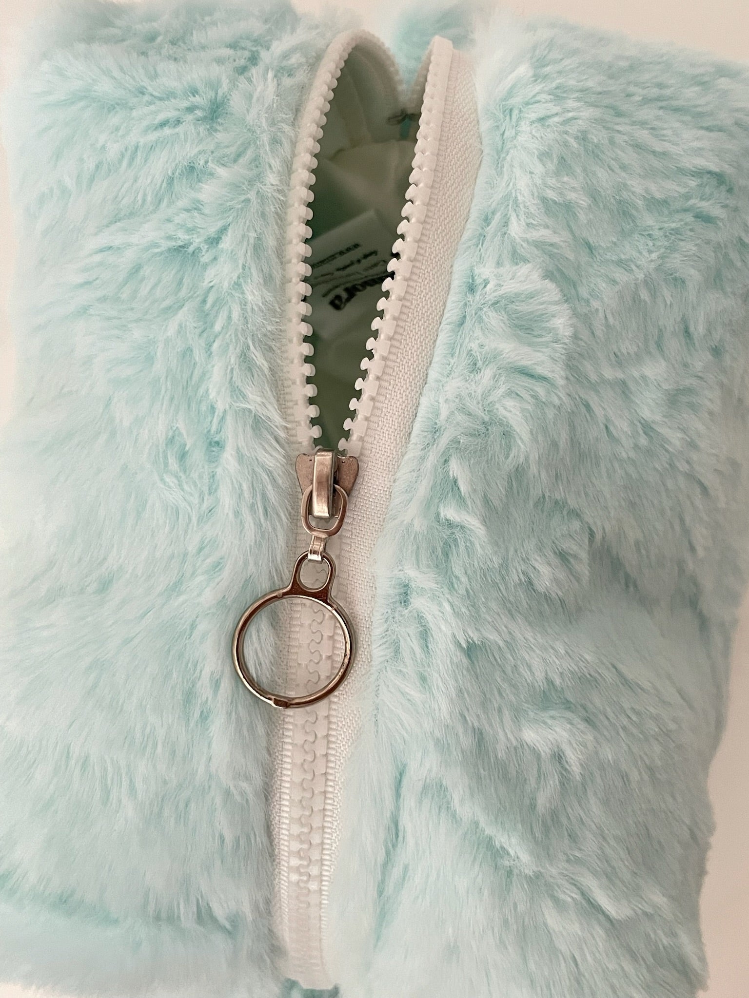 Amora Blueberry Beauty Case Amora