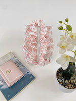Scallop Pink Beauty Case Amora