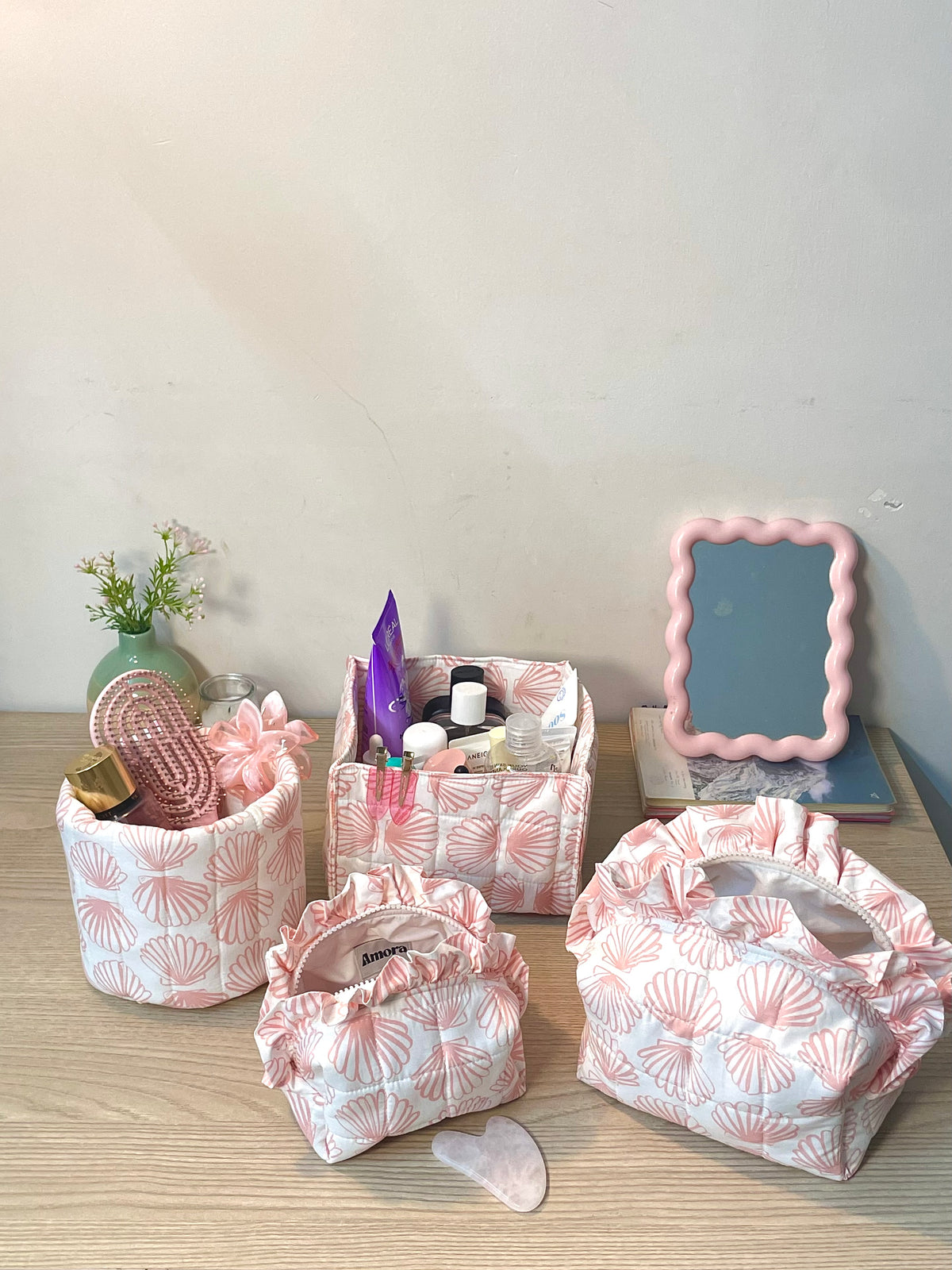Scallop Pink Cube Basket Amora