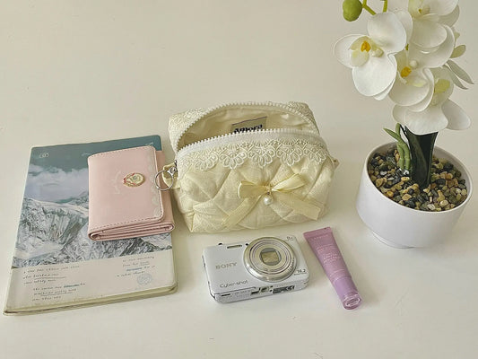 Amora Ivory Edition - Yuki  Quilted Beauty Case Amora
