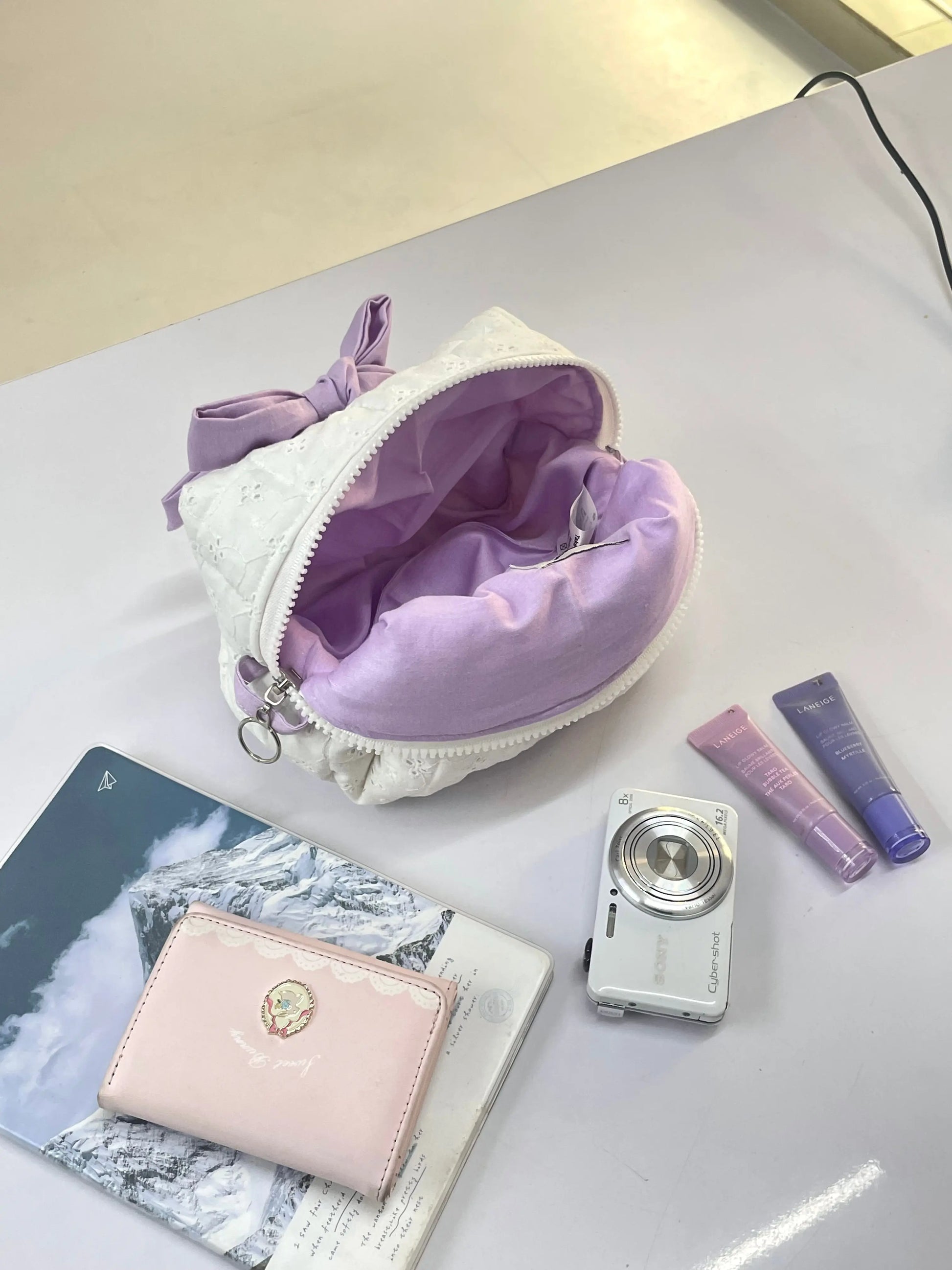 Lily Beauty Case Amora